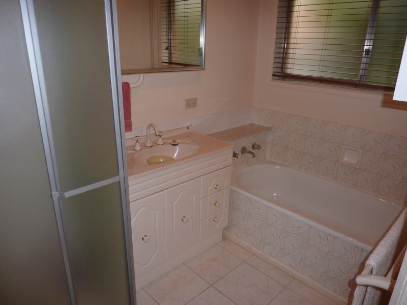 37 Kirstina Road, Glen Waverley VIC 3150