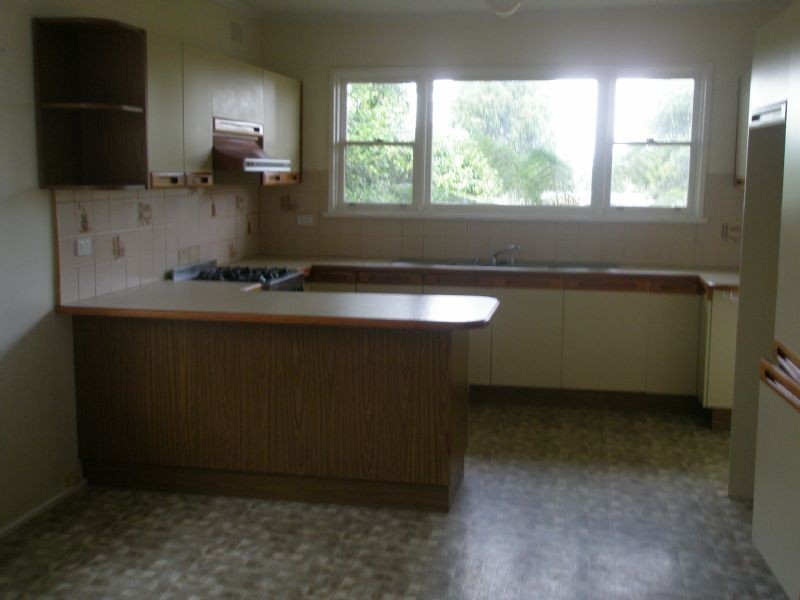 16 Lisbon Street, Glen Waverley VIC 3150