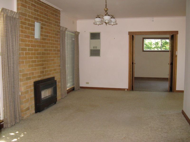 2 Oak Court, Mount Waverley VIC 3149