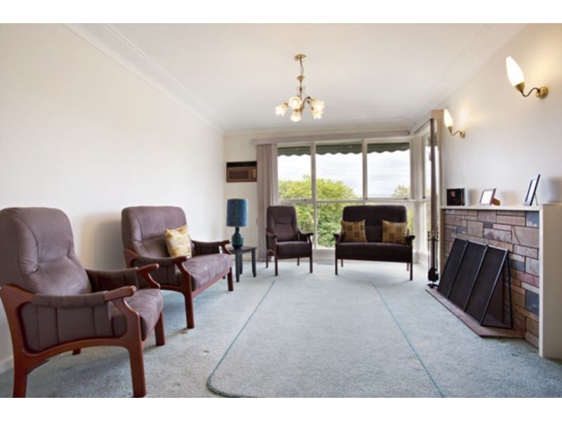 20 Mayfield Drive, Mount Waverley VIC 3149