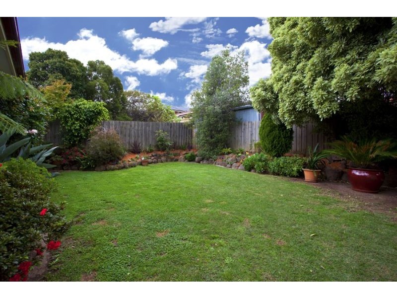 24 Camelot Drive, Glen Waverley VIC 3150