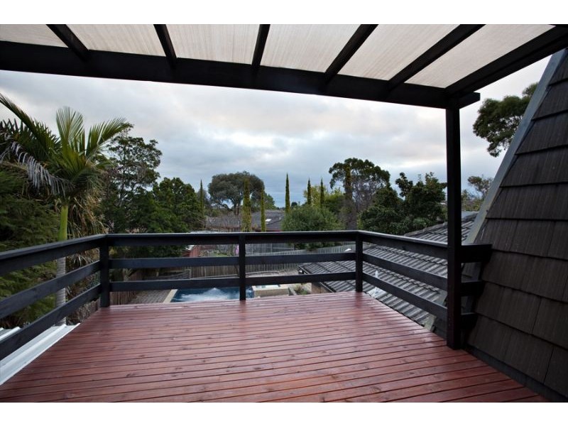 101 Viewmount Road, Glen Waverley VIC 3150