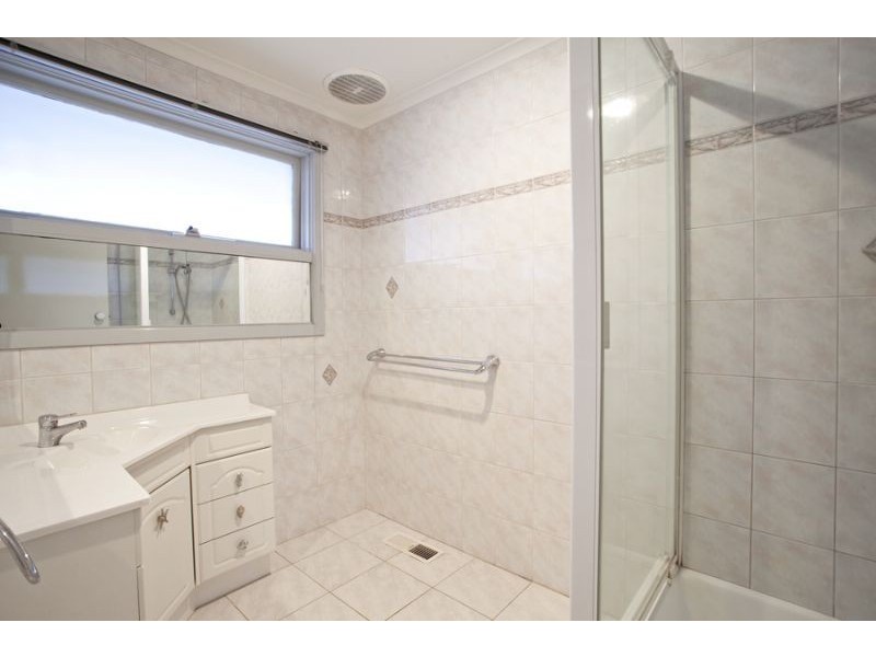 101 Viewmount Road, Glen Waverley VIC 3150