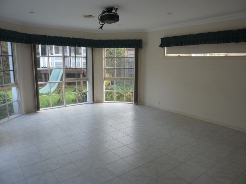 48 Jacqueline Road, Mount Waverley VIC 3149