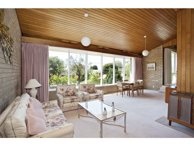 15 Glenview Court, Glen Waverley VIC 3150