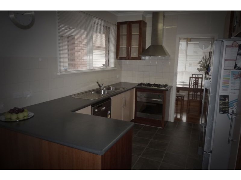 13 Plato Crescent, Wheelers Hill VIC 3150