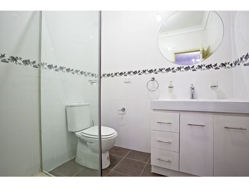 2/26 Roberts Street, Glen Waverley VIC 3150