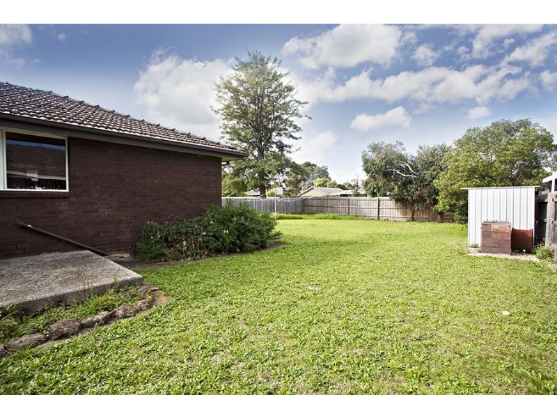 122 King Arthur Drive, Glen Waverley VIC 3150