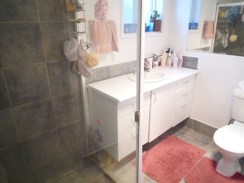 2 Greenham Crescent, Mount Waverley VIC 3149