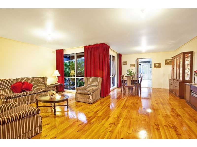 49 King Arthur Drive, Glen Waverley VIC 3150