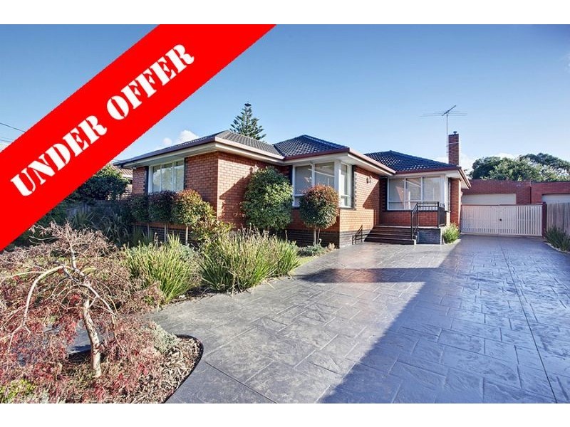 13 Plato Crescent, Wheelers Hill VIC 3150