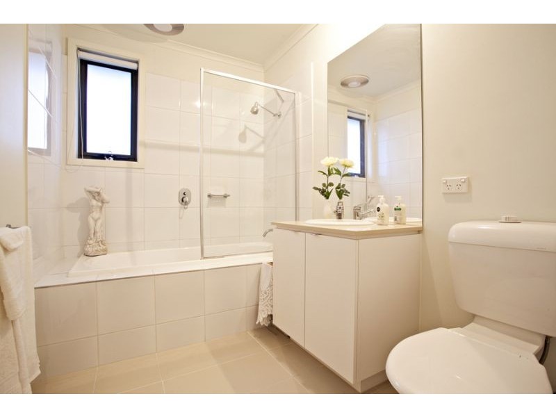 6 Camville Road, Mulgrave VIC 3170