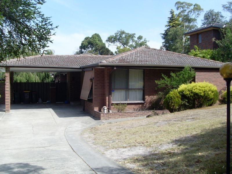 4 Donald Road, Wheelers Hill VIC 3150