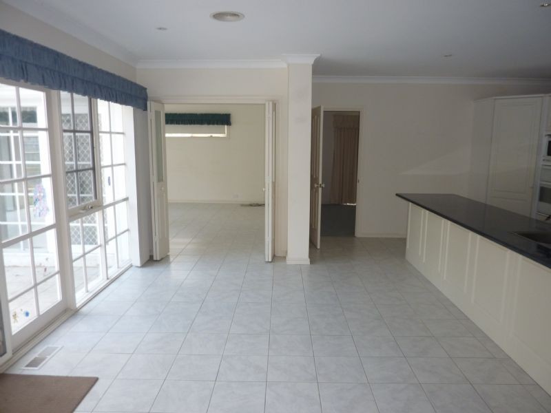 48 Jacqueline Road, Mount Waverley VIC 3149