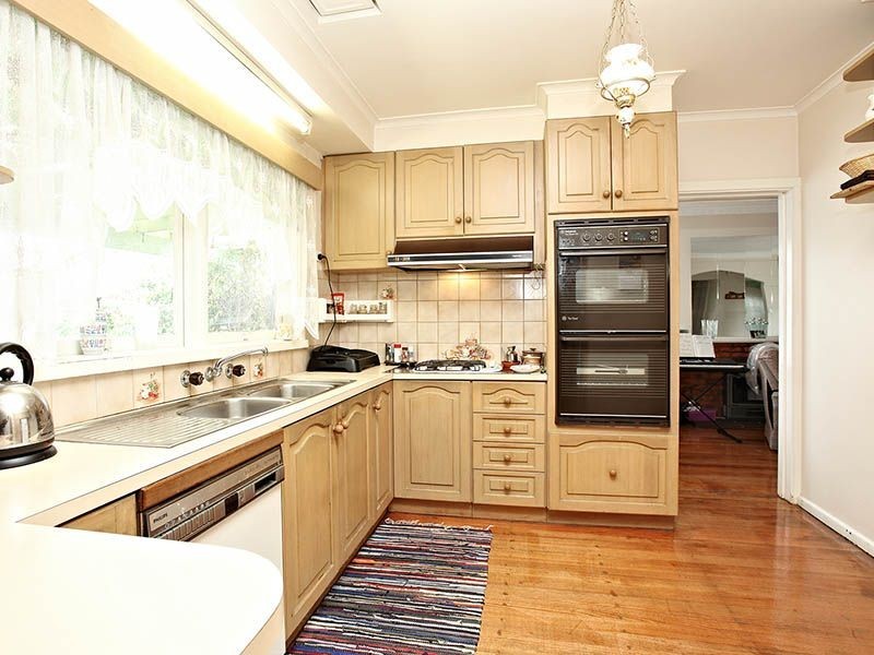 192 Huntingdale Road, Mount Waverley VIC 3149