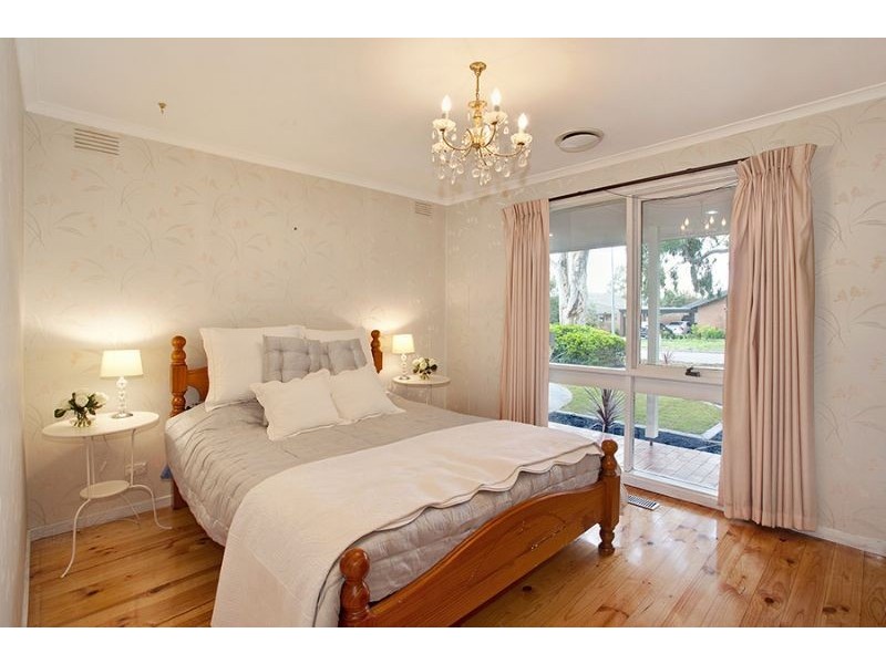 2 Aztec Court, Wheelers Hill VIC 3150