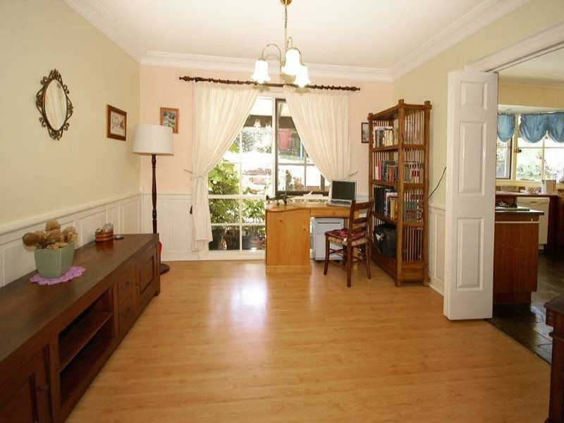 8 Woodview Court, Wheelers Hill VIC 3150