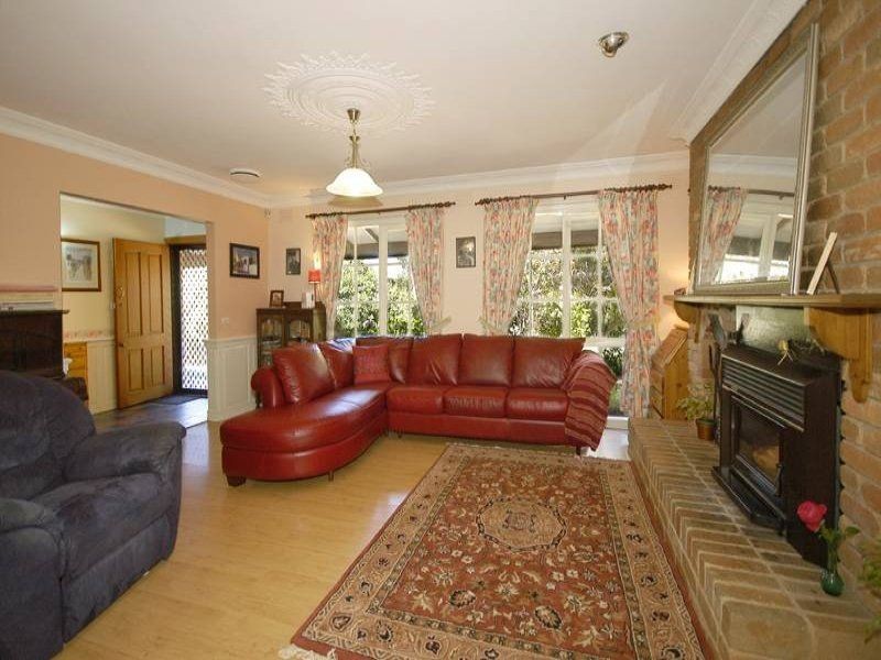 8 Woodview Court, Wheelers Hill VIC 3150