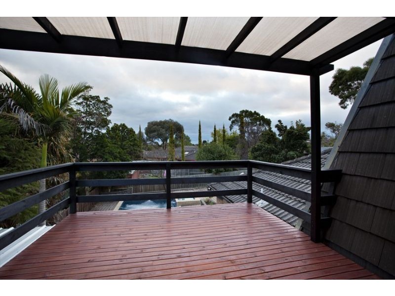 101 Viewmount Road, Glen Waverley VIC 3150