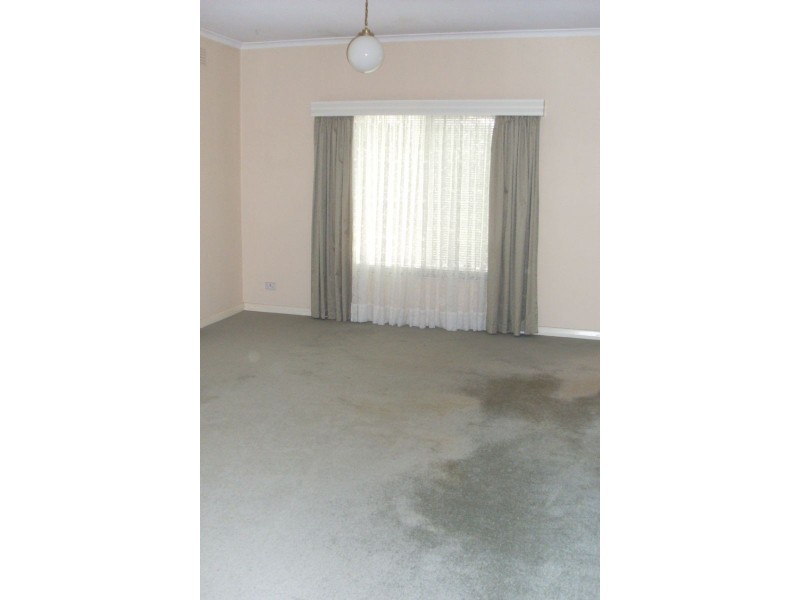 27 Winbourne Road, Mount Waverley VIC 3149