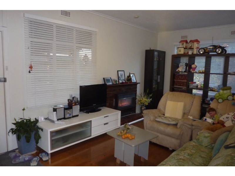 16 Station Avenue, Ashwood VIC 3147