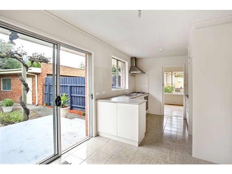 1 Stradbroke Crescent, Mulgrave VIC 3170