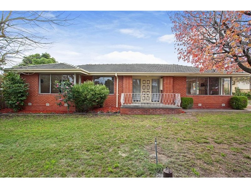 1 Stradbroke Crescent, Mulgrave VIC 3170
