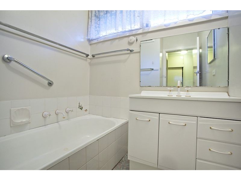 56 Hinkler Road, Glen Waverley VIC 3150