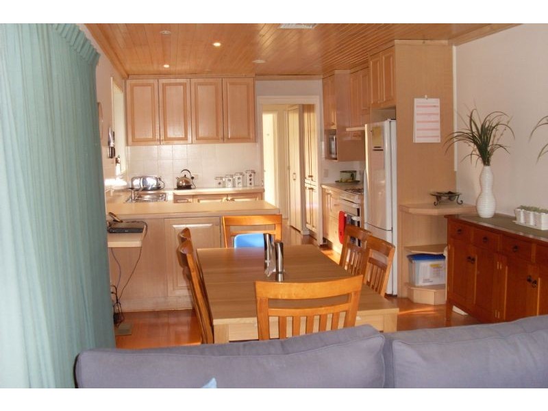 14 Gauntlet Avenue, Glen Waverley VIC 3150