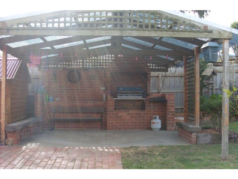 14 Gauntlet Avenue, Glen Waverley VIC 3150