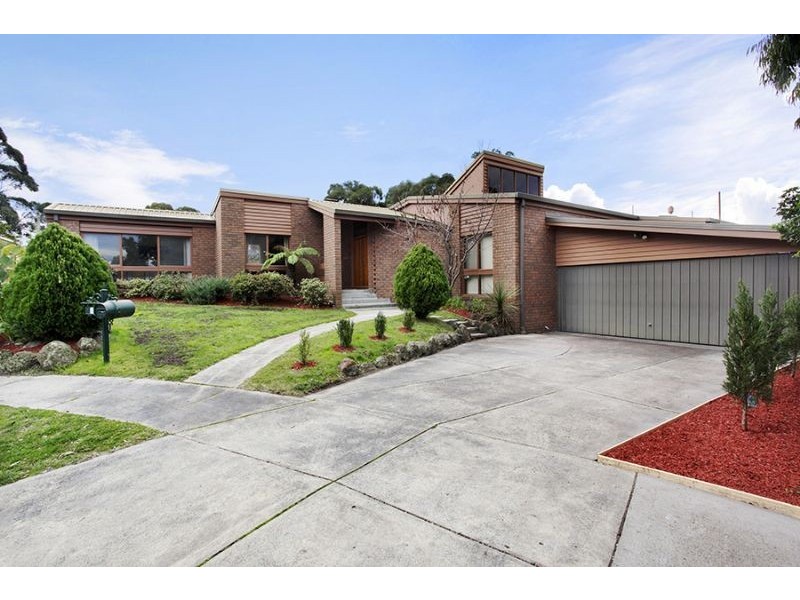 4 Aquila Court, Wheelers Hill VIC 3150