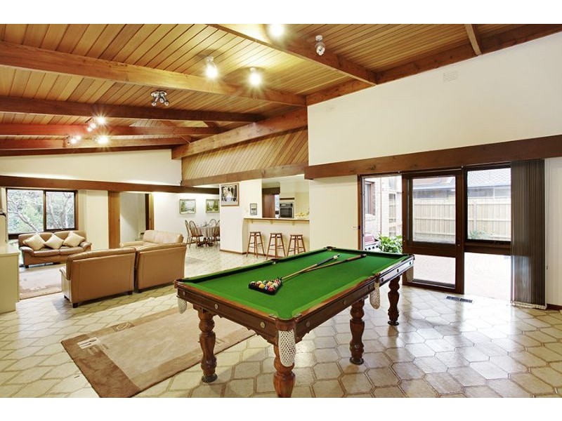 4 Aquila Court, Wheelers Hill VIC 3150