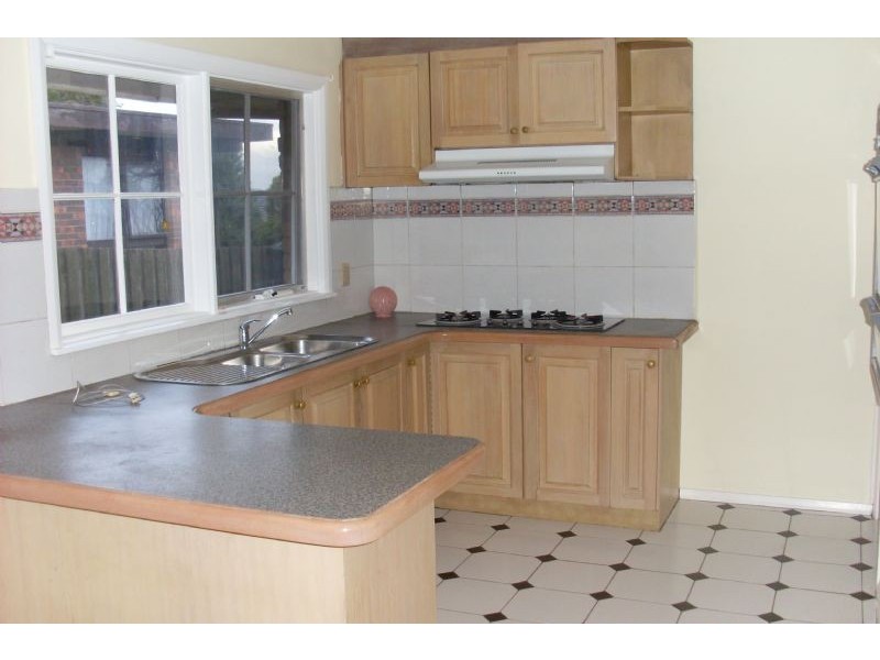 30 Clunies Ross Drive, Mulgrave VIC 3170