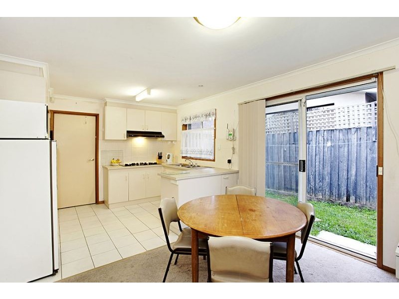 2/40 Risdon Drive, Notting Hill VIC 3168