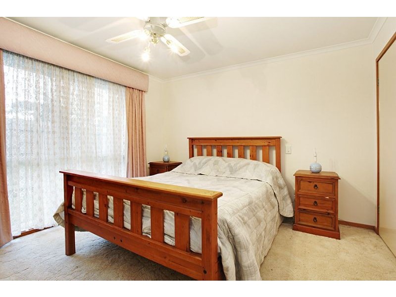 2/40 Risdon Drive, Notting Hill VIC 3168