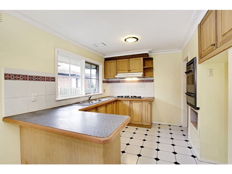 30 Clunies Ross Crescent, Mulgrave VIC 3170