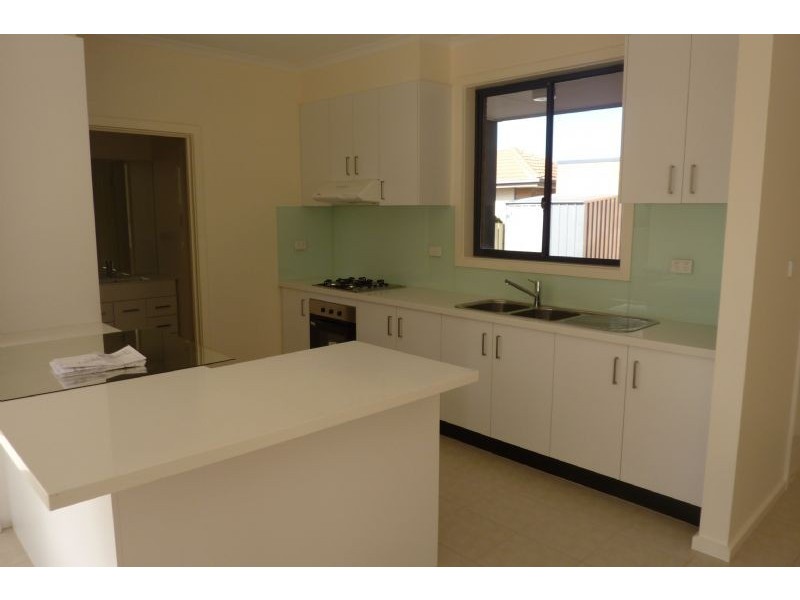 1/14 Boyd Avenue, Oakleigh East VIC 3166