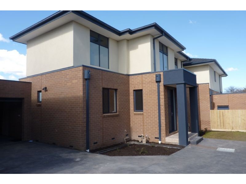 2/14 Boyd Avenue, Oakleigh East VIC 3166