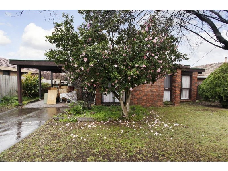 32 Clunies Ross Crescent, Mulgrave VIC 3170