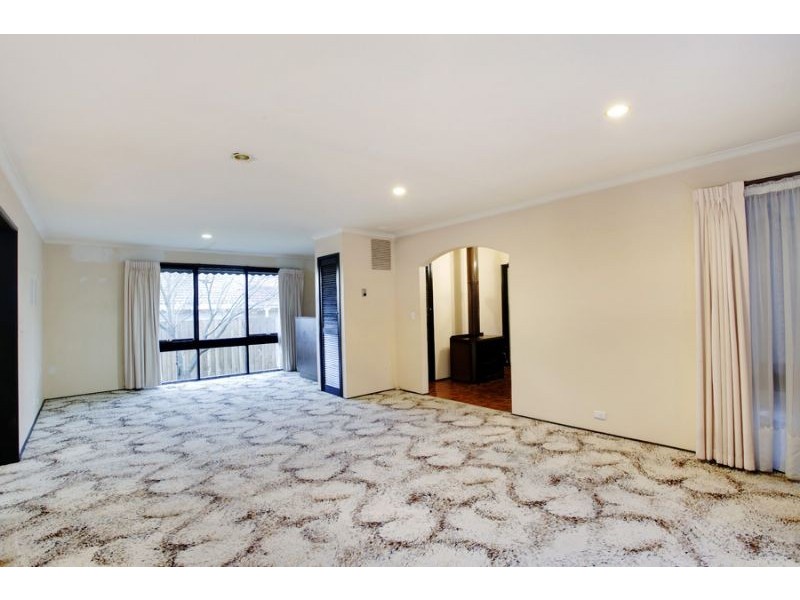 22 Calderwood Avenue, Wheelers Hill VIC 3150