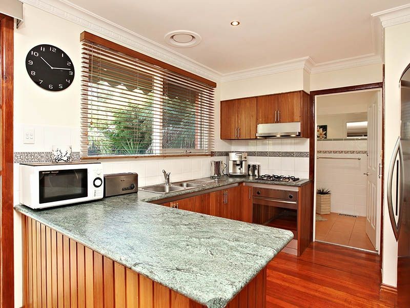 1 Cooinda Court, Burwood East VIC 3151