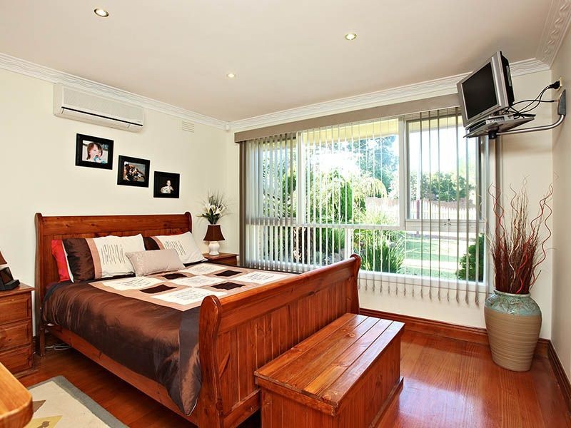 1 Cooinda Court, Burwood East VIC 3151