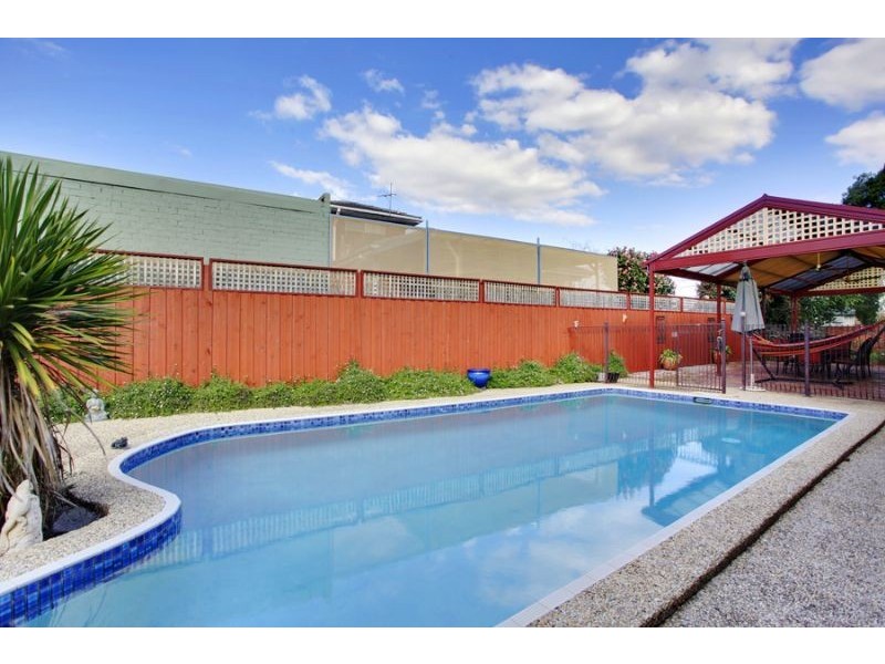 1 Coolabah Avenue, Glen Waverley VIC 3150