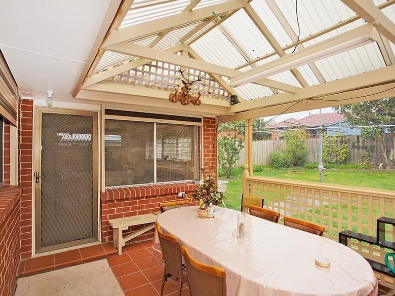 3 Helia Court, Burwood East VIC 3151