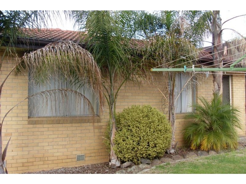 15 Trent Court, Notting Hill VIC 3168