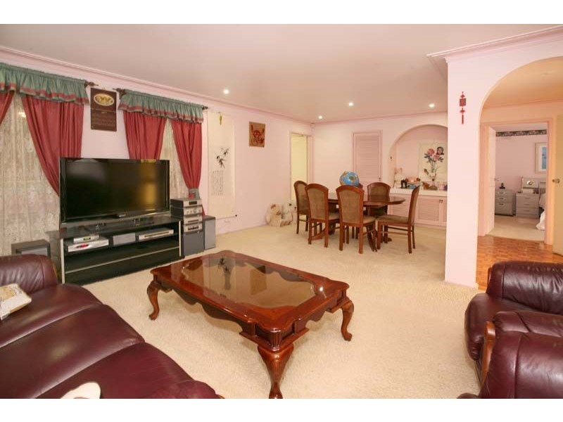 22 Brahmin Avenue, Wheelers Hill VIC 3150