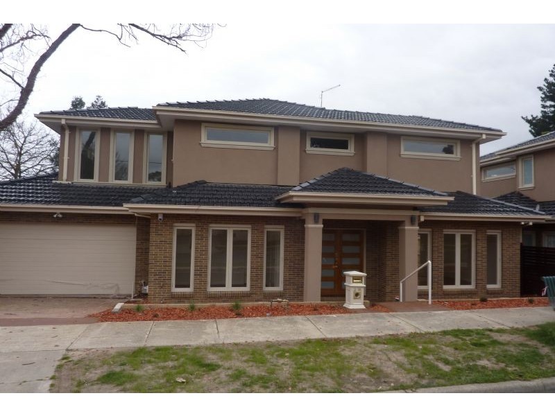 2/18 Maple Street, Mount Waverley VIC 3149