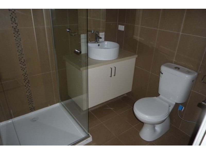 2/18 Maple Street, Mount Waverley VIC 3149