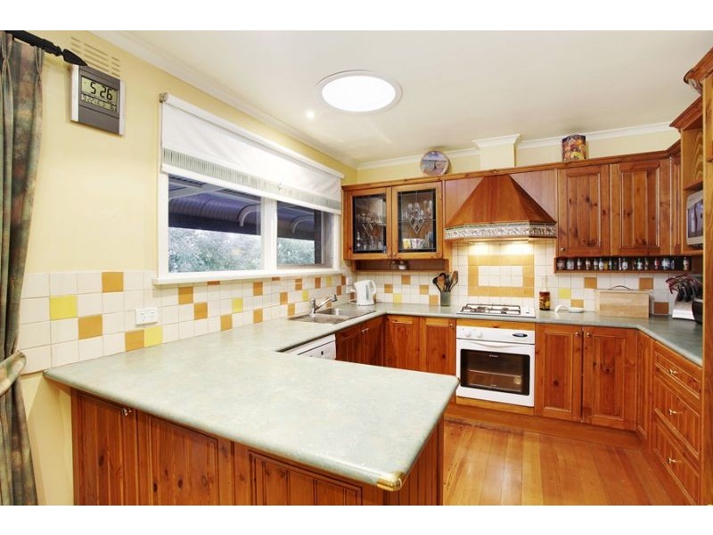 29 Winmalee Drive, Glen Waverley VIC 3150