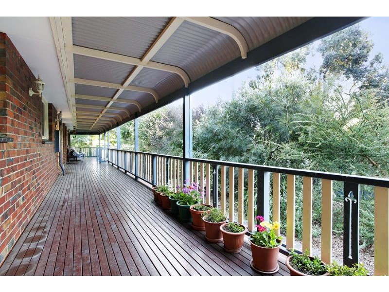 29 Winmalee Drive, Glen Waverley VIC 3150